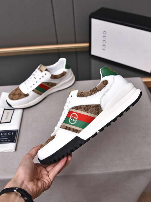 Gucci Sneakers